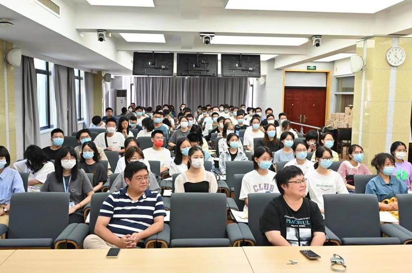 ����Ժ�쵼������