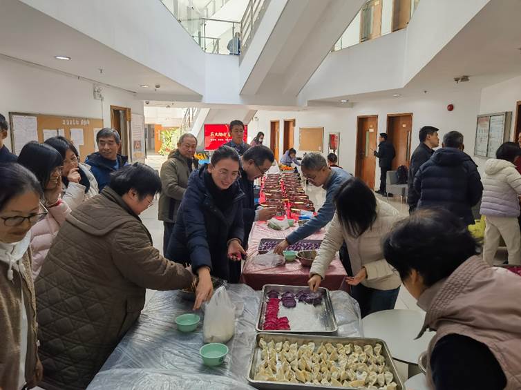 �����������

�жȿ��Ŷ��������Զ�����